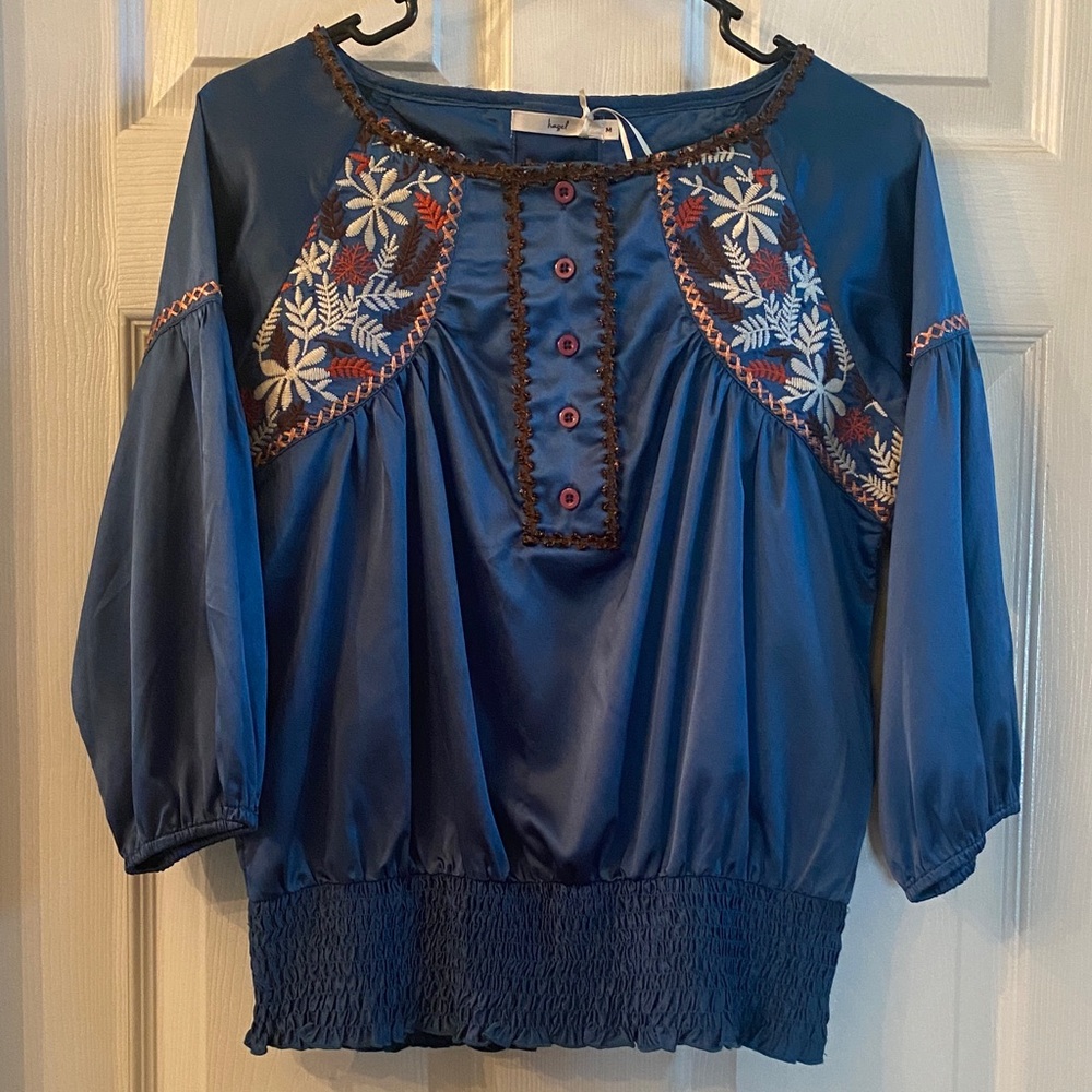 Hazel Blue Floral Embroidered Rodeo Festive Blouse NWoTs - Picture 3 of 13
